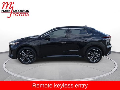 Used 2025 Toyota bZ4X FWD w/ Weather Package image 13