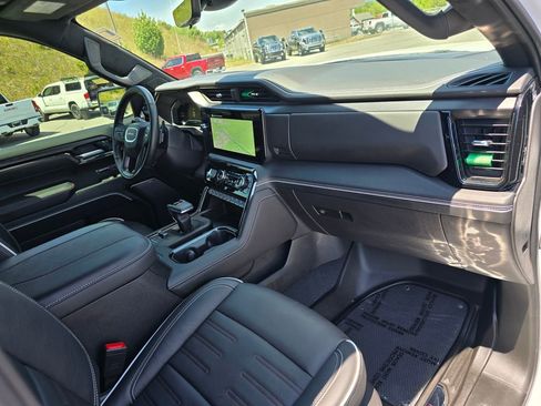 Certified 2025 GMC Sierra 1500 AT4X AWD/4WD image 40