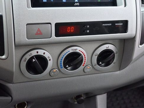 Used 2008 Toyota Tacoma PreRunner RWD image 18