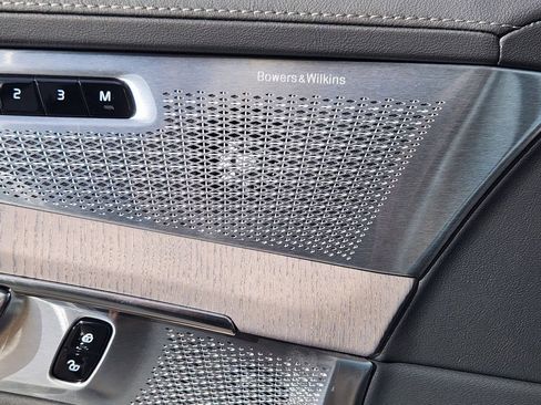 New 2026 Volvo XC90 T8 Ultra w/ Lounge Package image 6