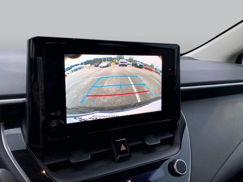 Used 2024 Toyota Corolla LE FWD image 28