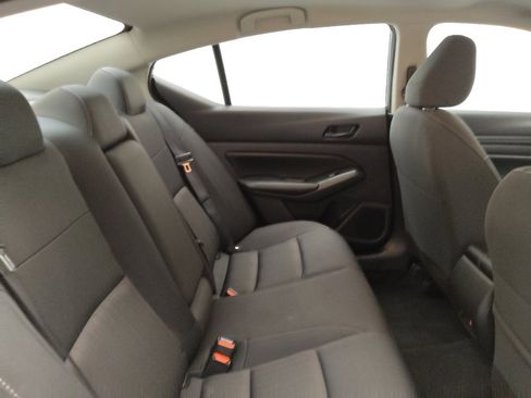 Used 2024 Nissan Altima 2.5 SV image 19