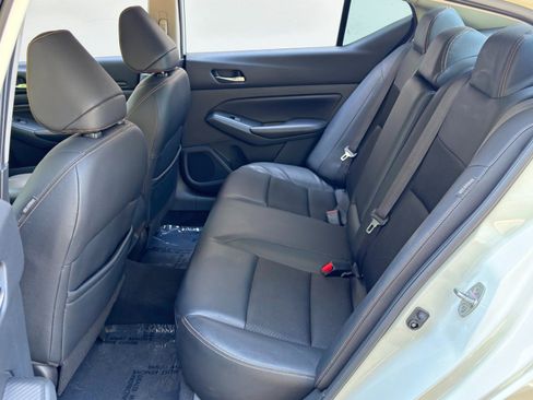 Used 2021 Nissan Altima 2.5 SR w/ SR Premium Package image 31