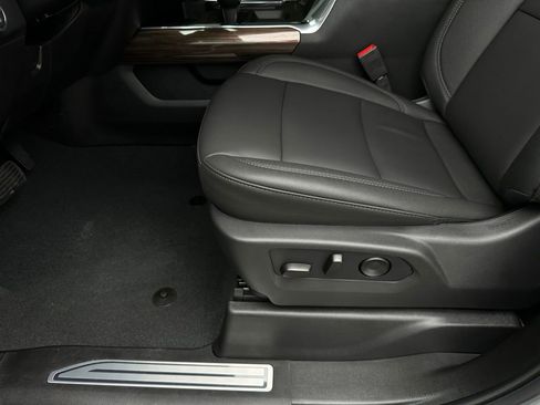 New 2026 Chevrolet Silverado 1500 LT AWD/4WD image 11