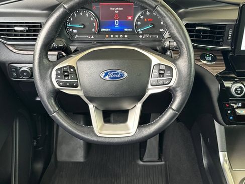 Used 2021 Ford Explorer Limited w/ Hybrid Equipment Group 310A AWD/4WD image 11