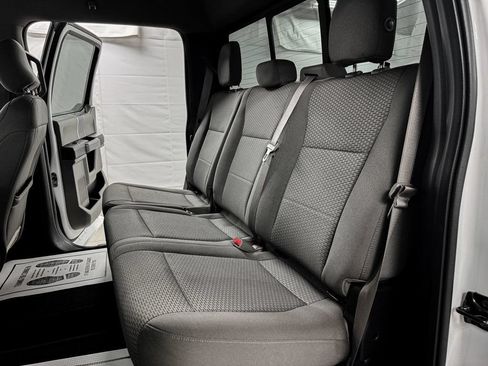 Used 2017 Ford F150 XLT w/ Equipment Group 302A Luxury AWD/4WD image 8