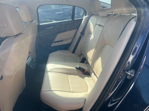 Used 2017 Jaguar XE RWD image 13
