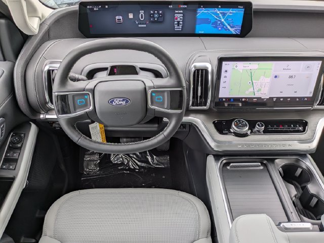 Certified 2027 Ford Expedition Max Platinum w/ Driver's Package AWD/4WD image 16