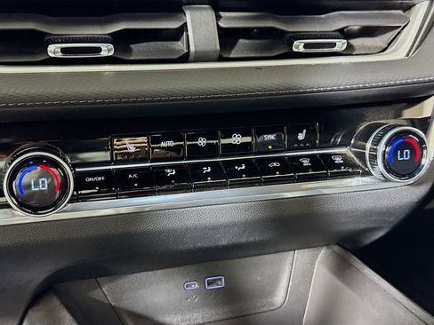 Certified 2025 Chevrolet Equinox LT w/ Convenience Package II image 14