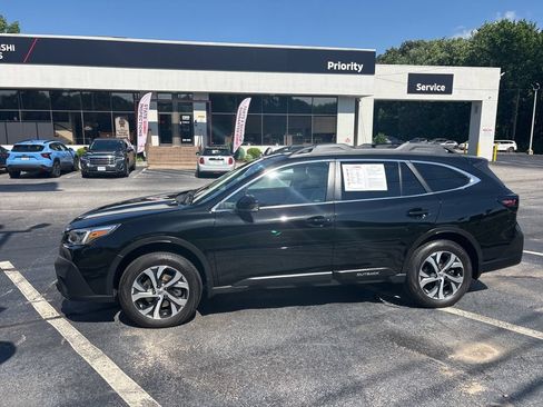 Used 2022 Subaru Outback Limited AWD/4WD image 6