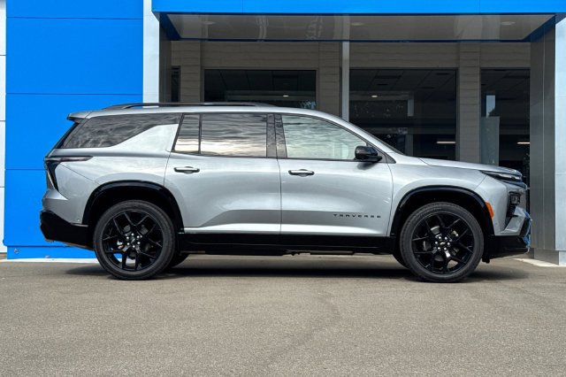 New 2026 Chevrolet Traverse RS FWD image 5