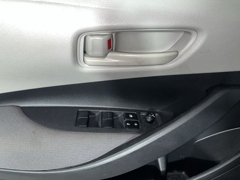 Used 2024 Toyota Corolla LE FWD image 13
