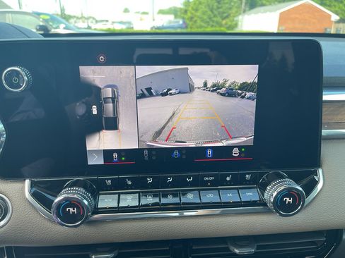 Used 2023 GMC Canyon Denali AWD/4WD image 20