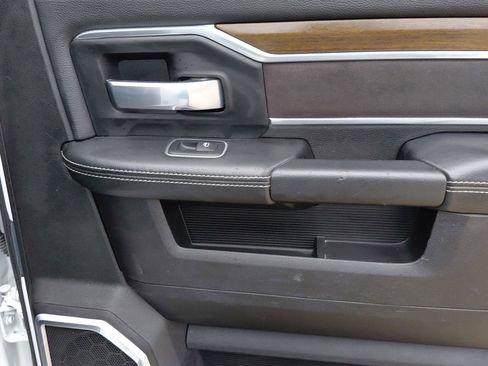 Used 2024 RAM 2500 Laramie w/ Off Road Package AWD/4WD image 17