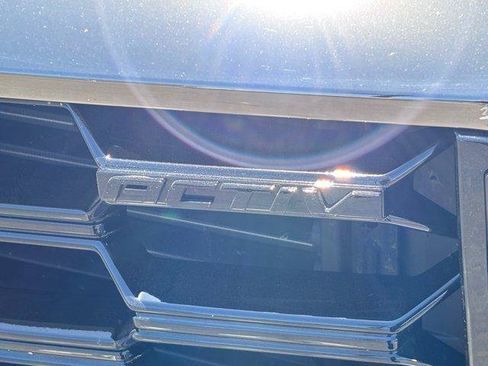 Used 2026 Chevrolet Equinox ACTIV FWD image 8