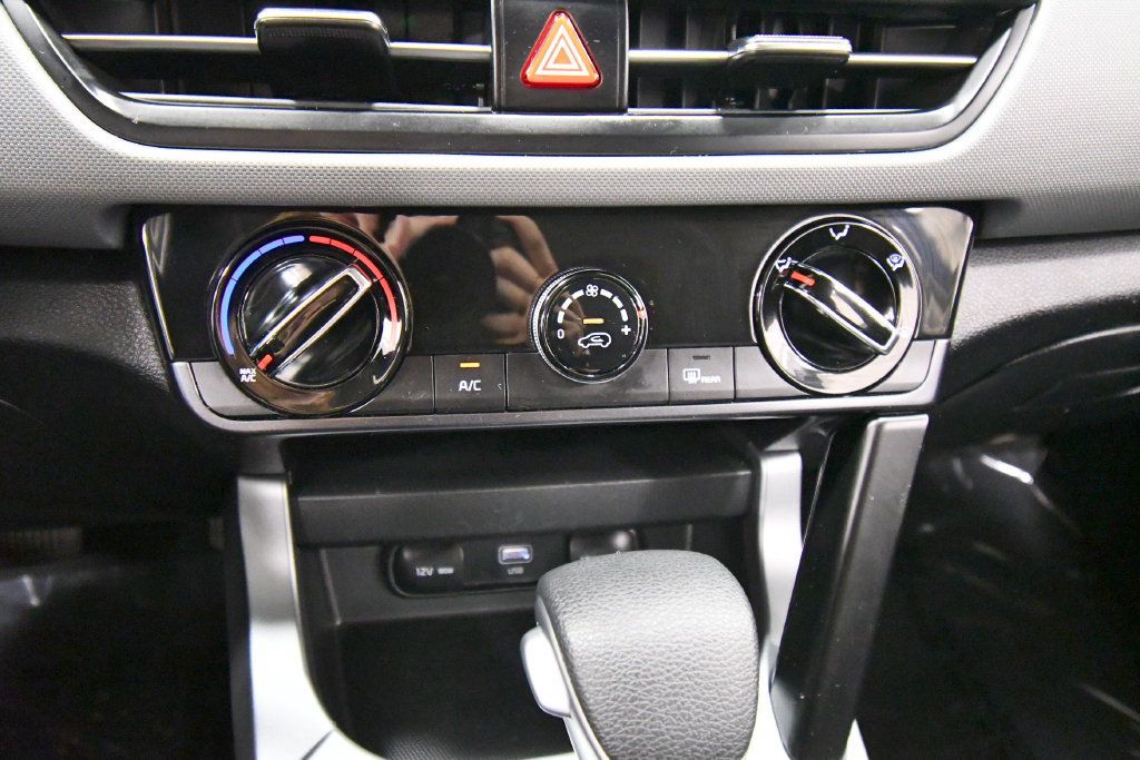 Used 2026 Kia Seltos LX AWD/4WD image 25