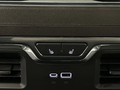 Used 2023 GMC Sierra 1500 SLT w/ SLT Premium Plus Package image 37