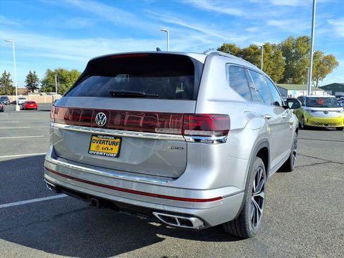 New 2026 Volkswagen Atlas SEL Premium R-Line image 4