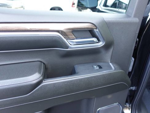 Used 2024 Chevrolet Silverado 1500 LT image 21