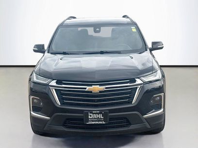 Used 2022 Chevrolet Traverse LT w/ LT Premium Package