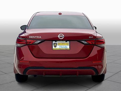 Used 2021 Nissan Sentra SV w/ SV Premium Package image 4