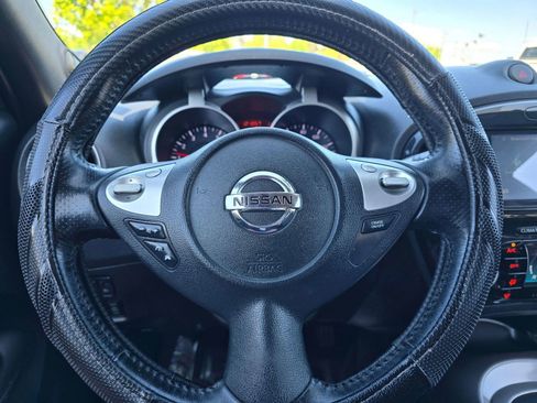 Used 2012 Nissan Juke SL AWD/4WD image 25