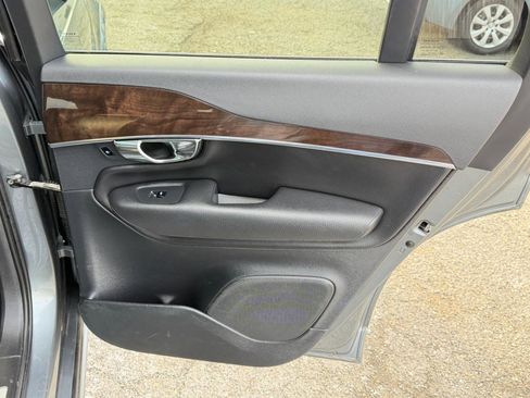 Used 2016 Volvo XC90 T6 Momentum w/ Momentum Plus Package image 46