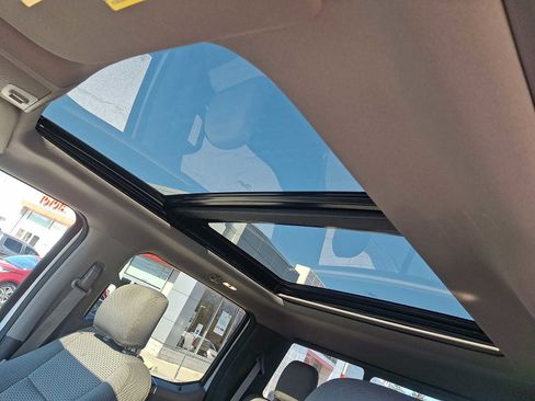 Used 2016 Ford F150 XLT w/ Equipment Group 302A Luxury image 15