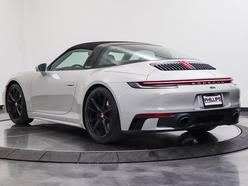 Used 2022 Porsche 911 Targa 4S AWD/4WD image 4