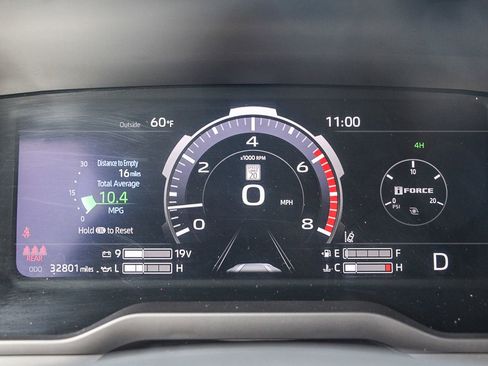 Used 2024 Toyota Tundra Platinum image 21