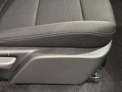 New 2026 GMC Canyon Elevation w/ Convenience Package image 13