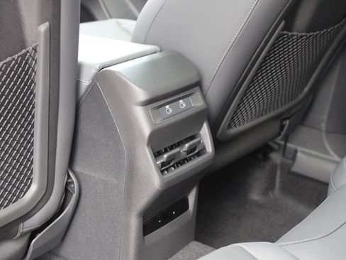New 2026 Audi Q3 quattro 2.0T AWD/4WD image 23