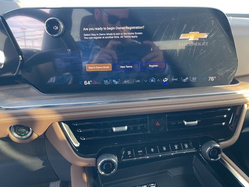 New 2026 Chevrolet Suburban High Country image 24