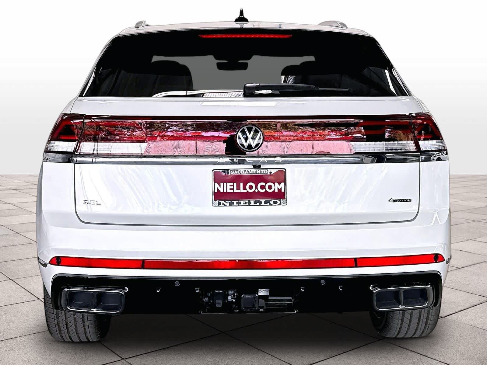 New 2026 Volkswagen Atlas Cross Sport SEL Premium R-Line AWD/4WD image 4
