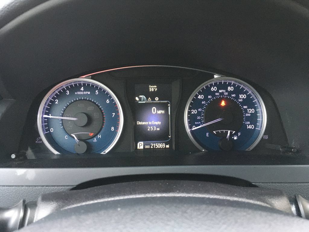 Used 2017 Toyota Camry LE FWD image 2