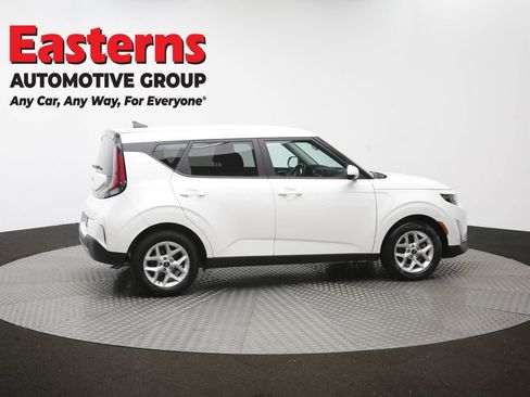 Used 2024 Kia Soul LX w/ Option Group 015 FWD image 43