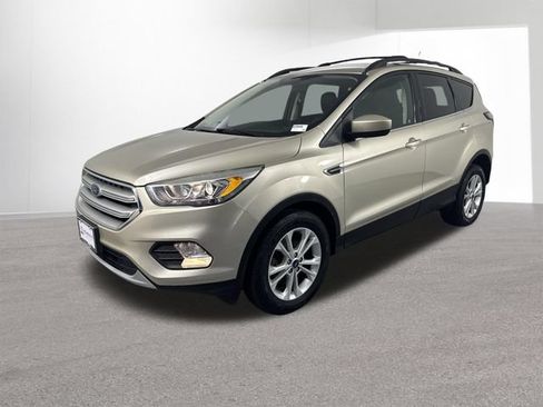 Used 2018 Ford Escape SEL AWD/4WD image 2