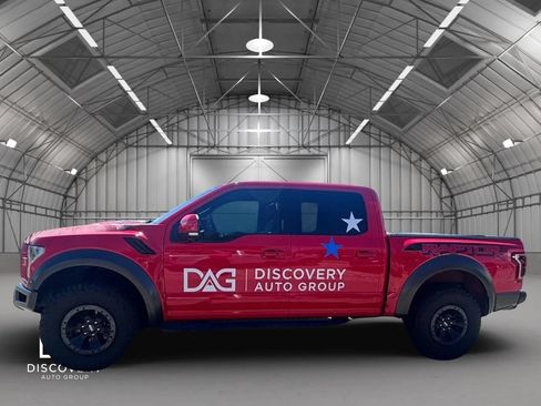 Used 2018 Ford F150 Raptor w/ Equipment Group 802A Luxury AWD/4WD image 2