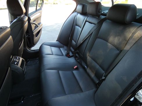 Used 2016 BMW 535i Sedan image 46