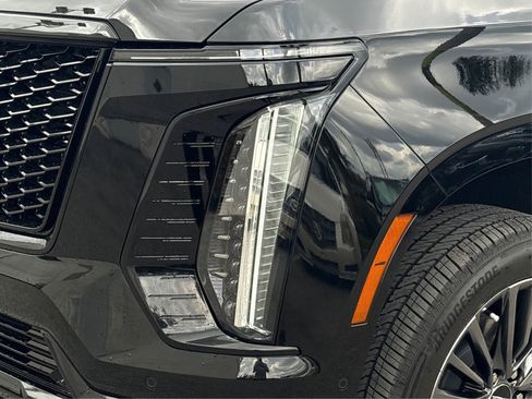 New 2026 Cadillac Escalade Platinum Sport AWD/4WD image 14