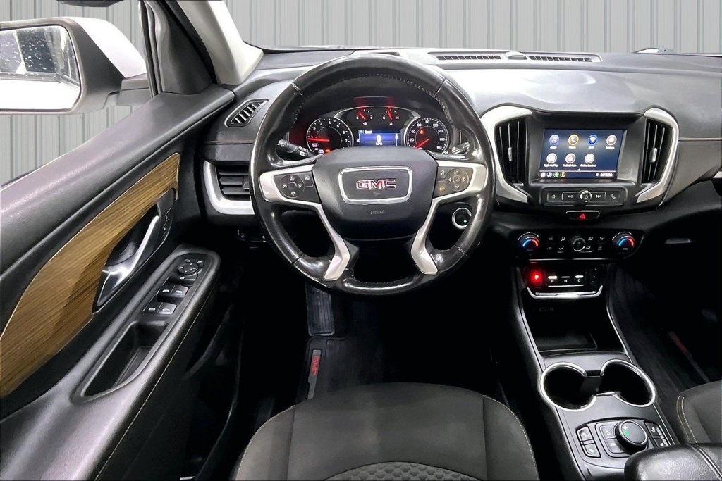 Used 2020 GMC Terrain SLE w/ Driver Convenience Package FWD image 8