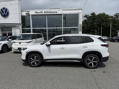 New 2025 Volkswagen Tiguan SE