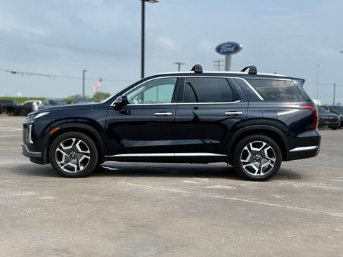 Used 2024 Hyundai Palisade SEL w/ Premium Package FWD image 5