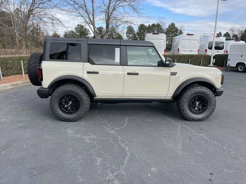 New 2025 Ford Bronco Badlands image 35