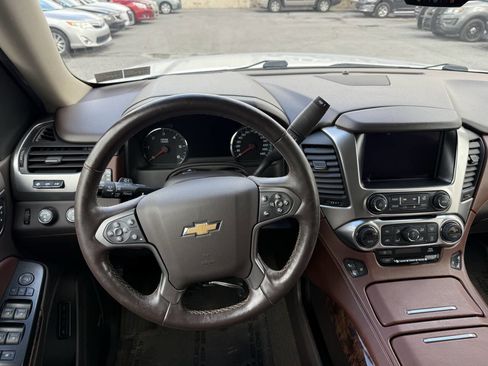 Used 2016 Chevrolet Suburban LTZ image 19