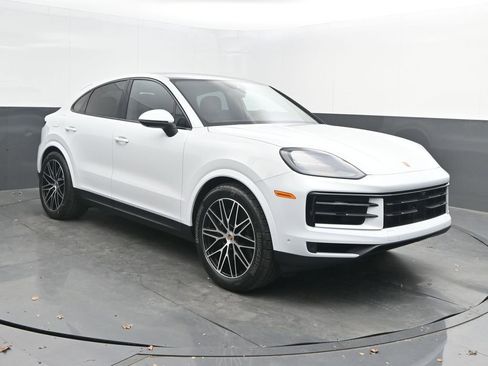 New 2026 Porsche Cayenne Coupe image 9