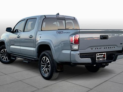 Used 2020 Toyota Tacoma TRD Sport w/ Technology Package image 11