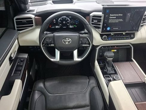Used 2022 Toyota Tundra Capstone AWD/4WD image 11