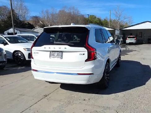 New 2026 Volvo XC90 B6 Ultra image 8