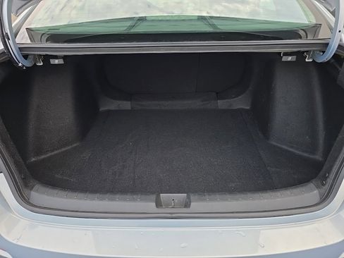 Used 2022 Honda Civic Touring image 31